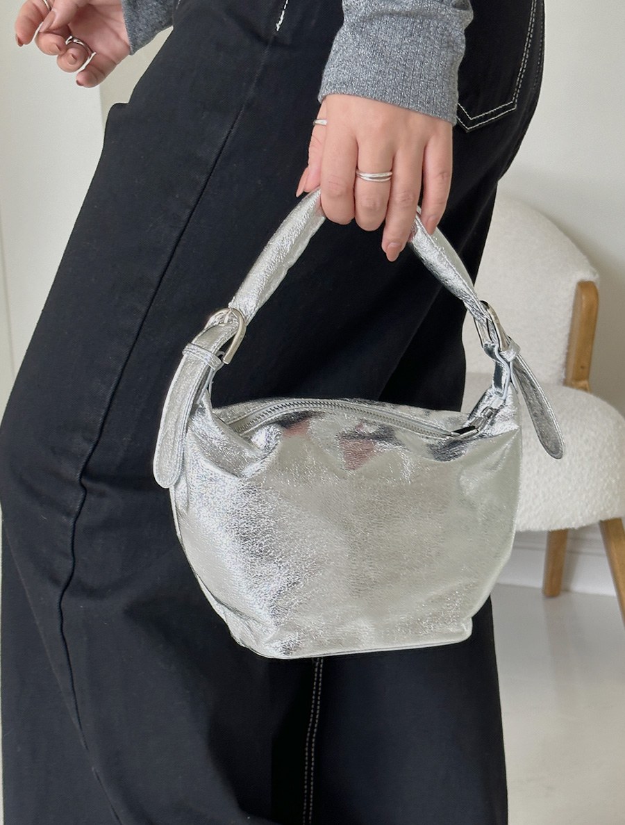 hessia glossy handbag
