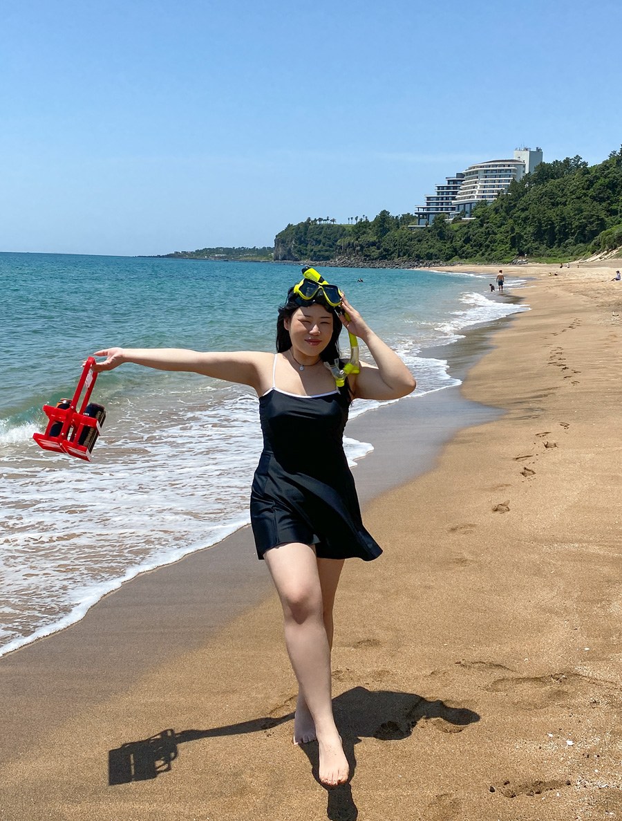 [EVELLET] Miharen Sleeveless Dress Swimsuit