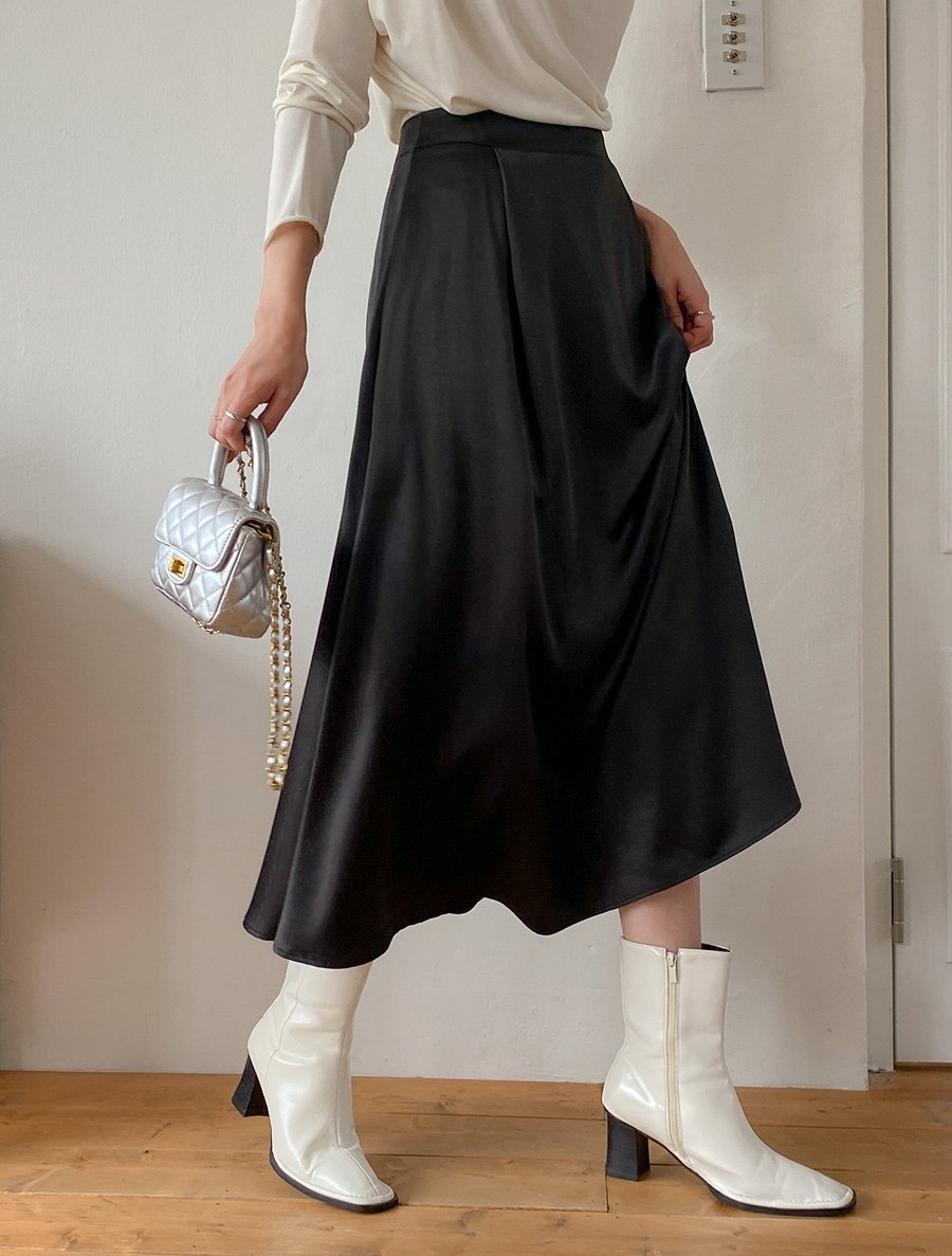 [EVELLET] Rochella Satin Flare Skirt