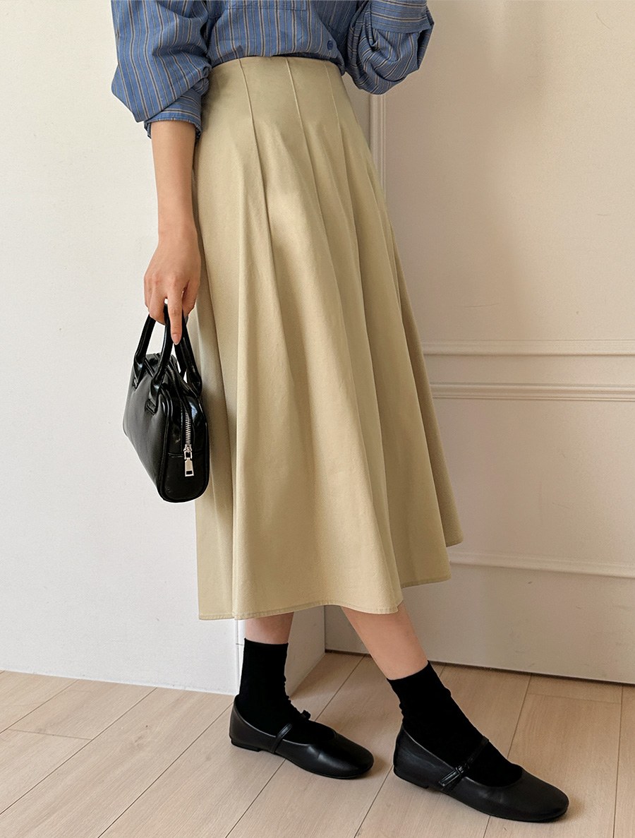 Eriha Pintuck Long Skirt