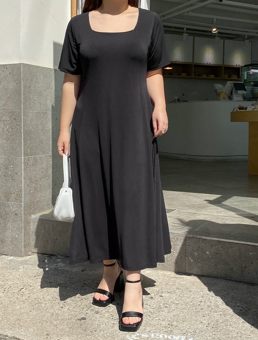[EVELLET] Rayha Square Neck Cool Long Dress