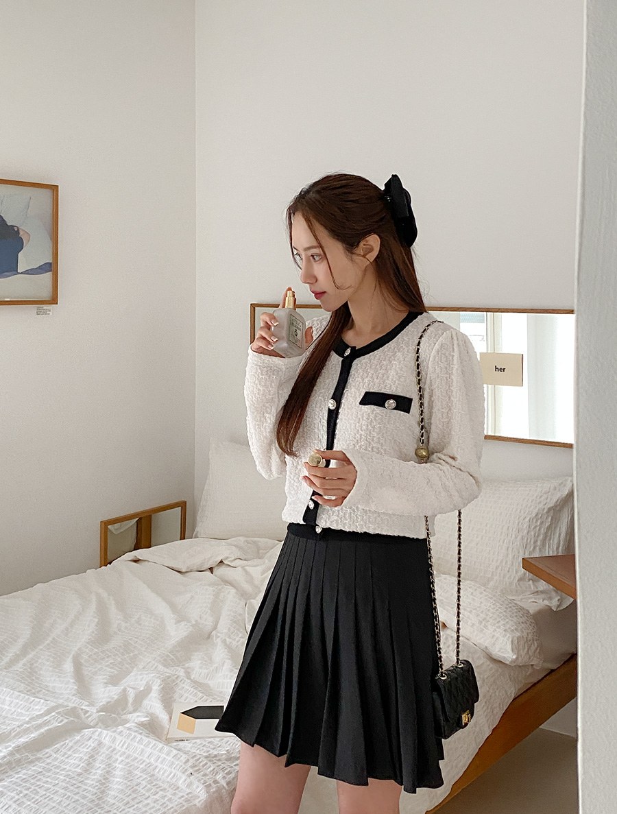 [EVELLET] Tveron Wrinkle Contrast Tea Blouse