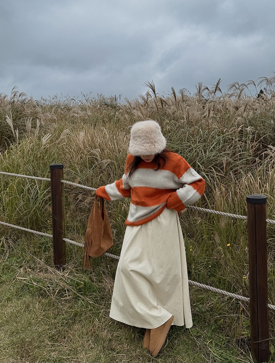 Dumien Peachy Flare Long Skirt