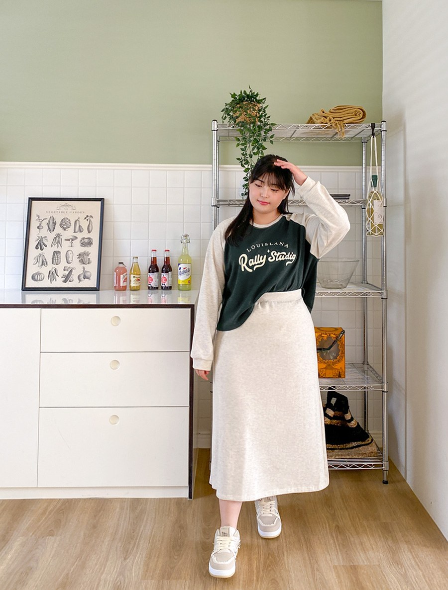 [EVELLET] Damuen Sweatshirt Skirt SET