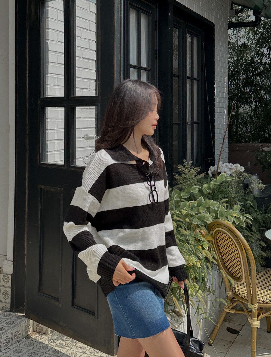 [EVELLET] Lacedin Stripe Collar Knit