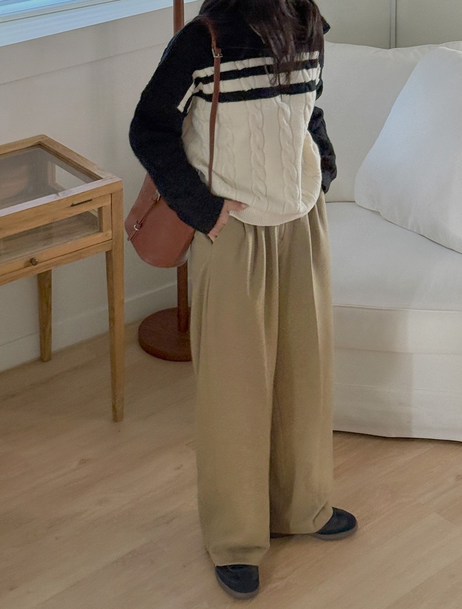 Somari back banding fleece pintuck Long Slacks