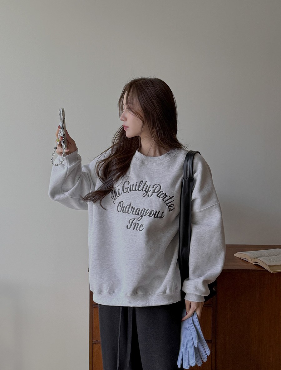 Stezen Yanggimo Embroidery Graphic Print Sweatshirt