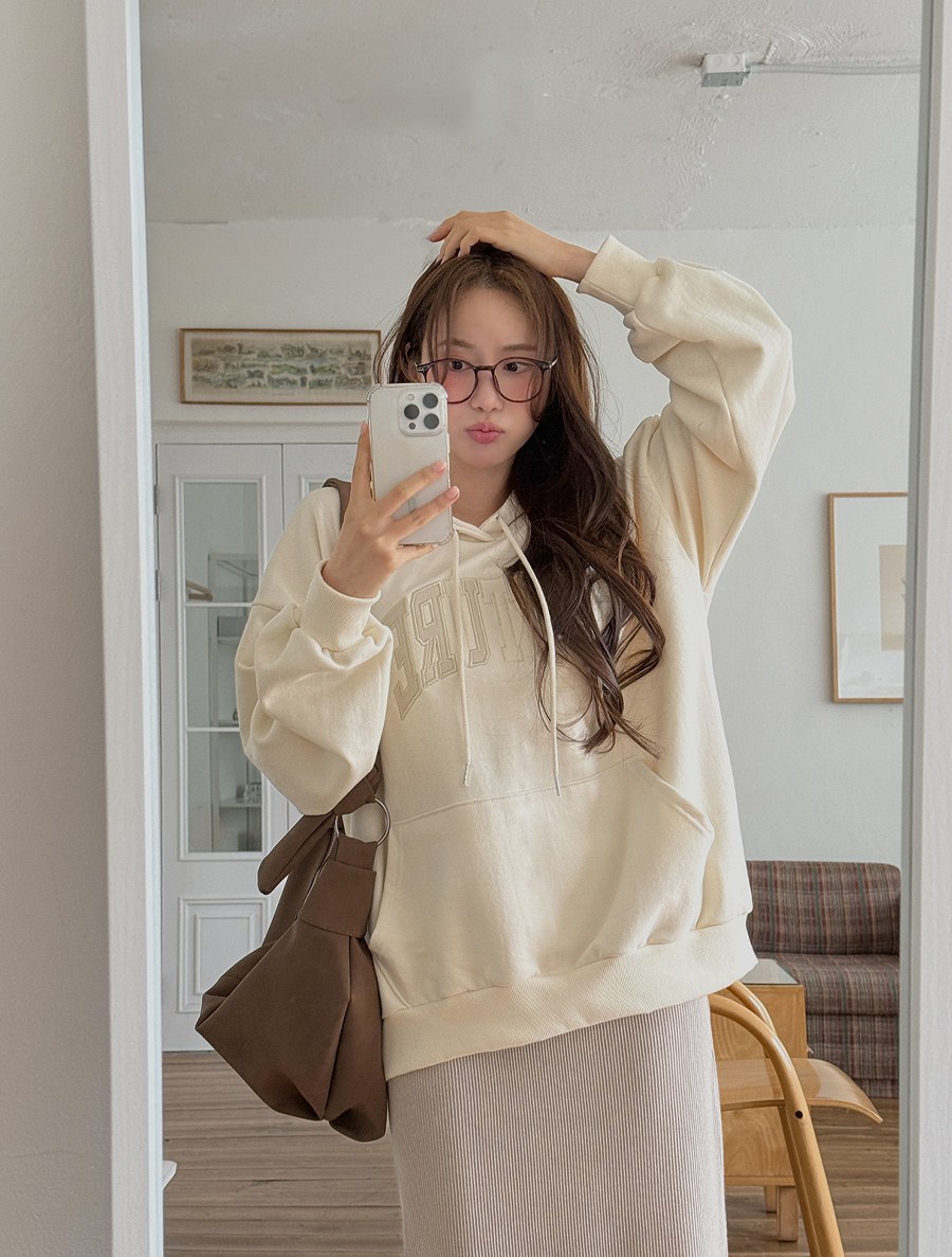 Obuden Zuri Patch Hood Sweatshirt