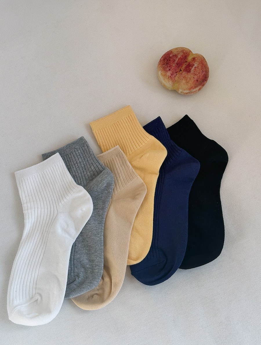 Bellevue Ribbed Ankle Socks