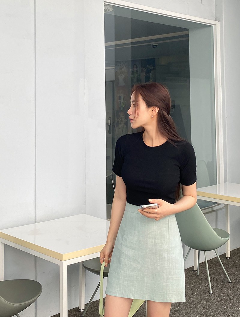 [EVELLET] Contuna Ribbed Span T-shirt