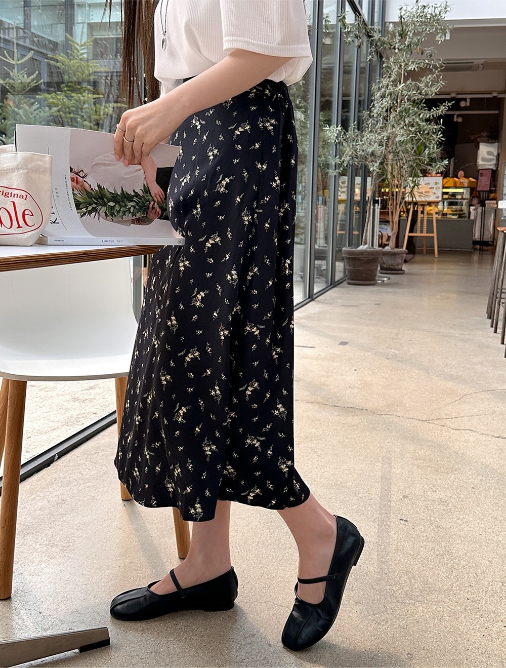 [EVELLET] Hardien Flower Long Skirt