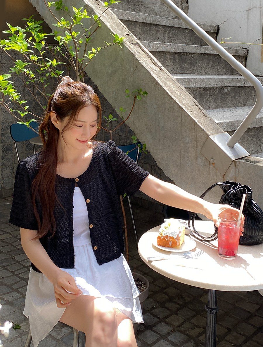 [EVELLET] Purinde Puff Cardigan