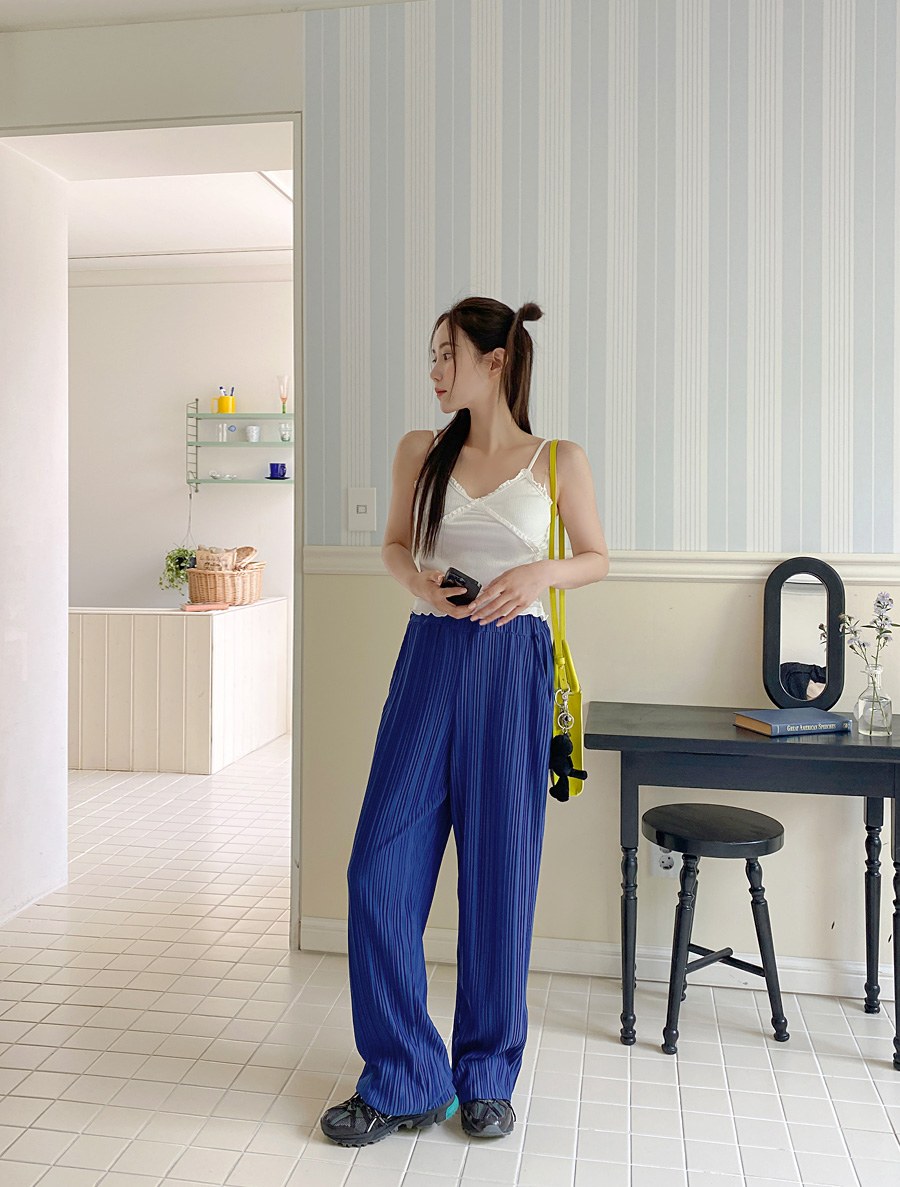 [EVELLET] Veribou Pleats Wide Waistband Pants