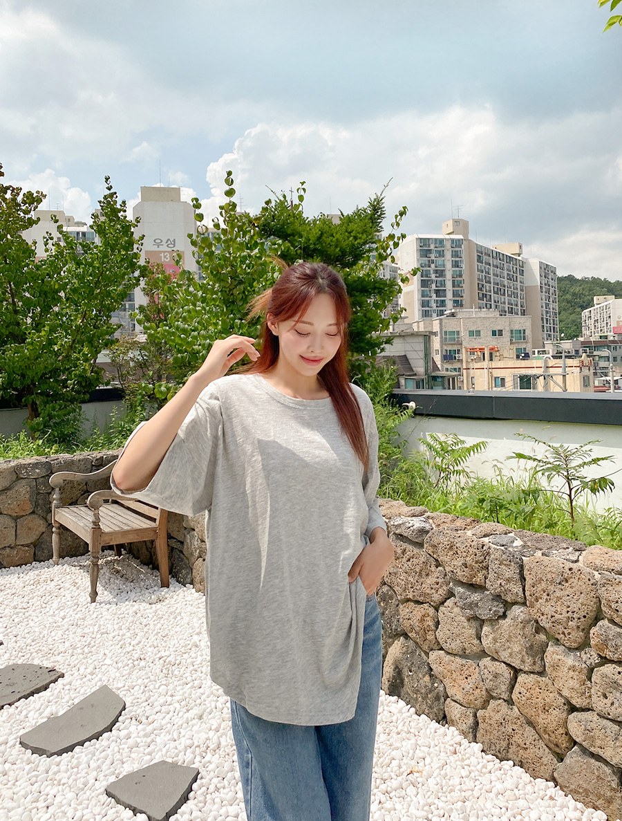 [EVELLET] Garci Unbalance cropped sleeve tee