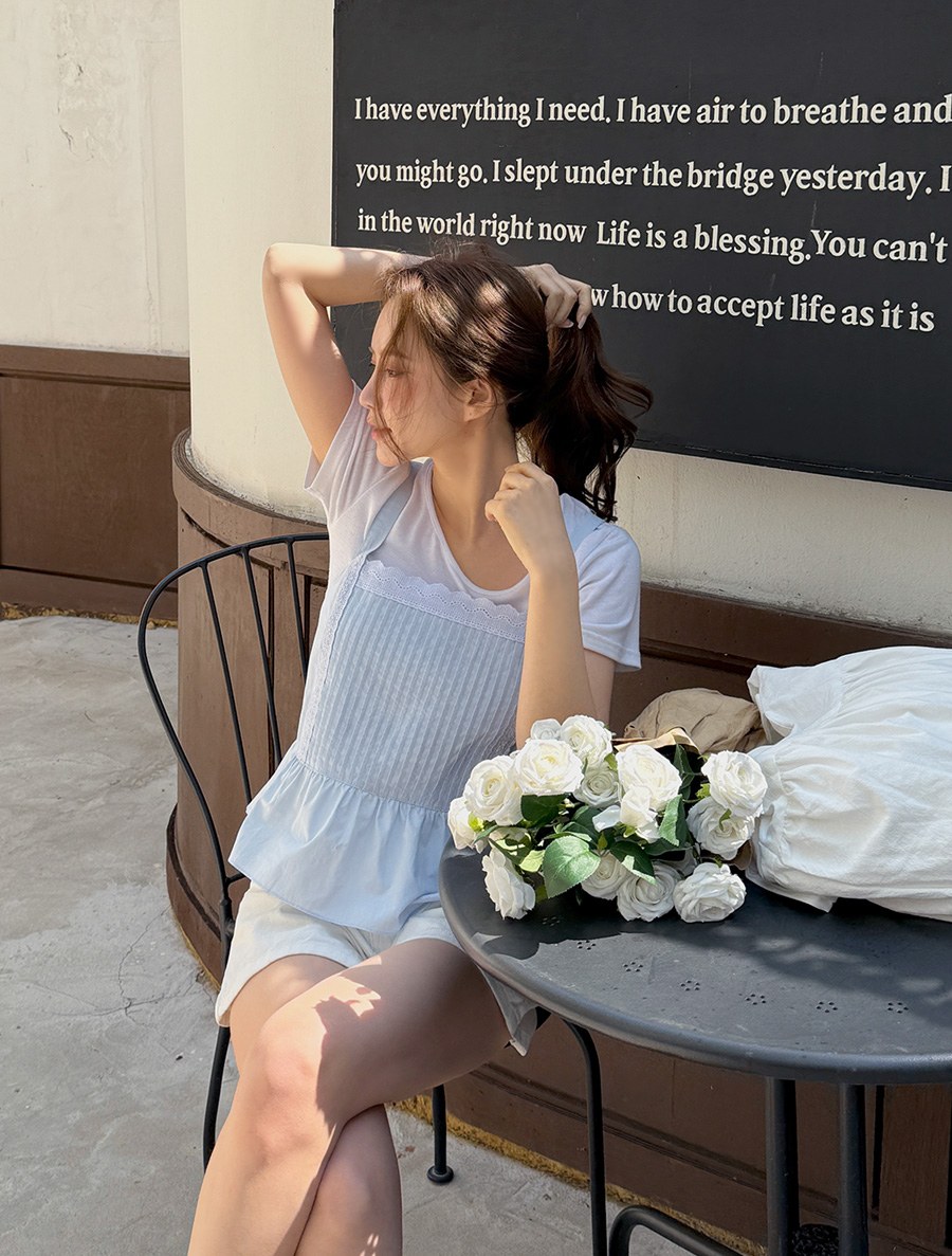[EVELLET] Elumin Pintuck Lace Bustier Blouse