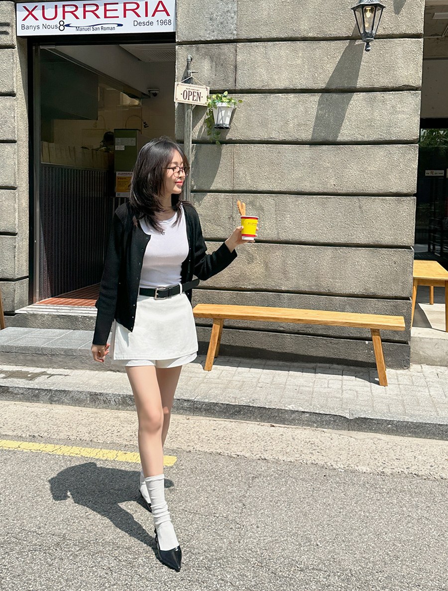 [EVELLET] Newt A Cotton Mini Pants Skirt