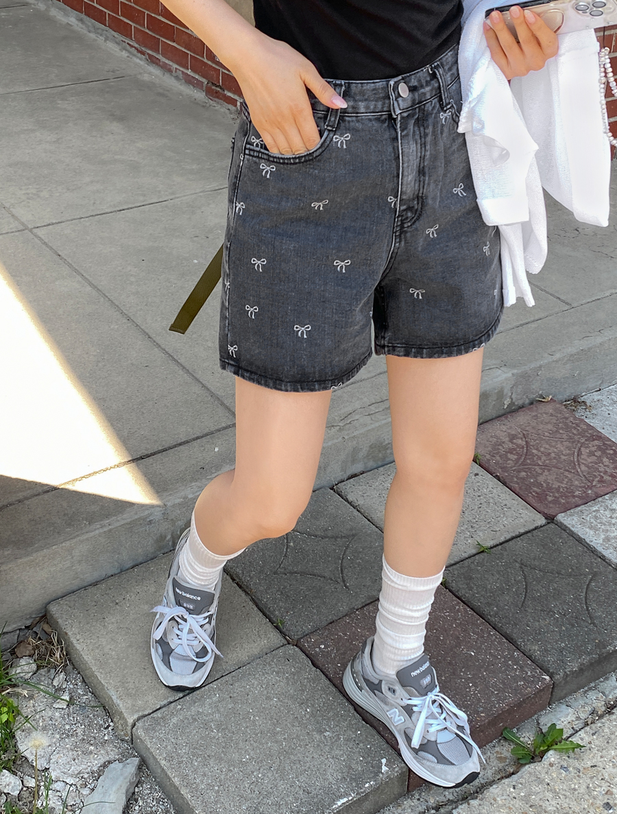 Horib Graphic Print Shorts Denim Pants