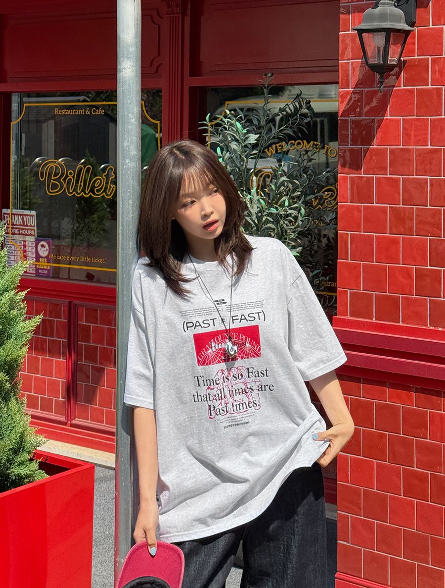 Rotins Graphic Print T-shirt