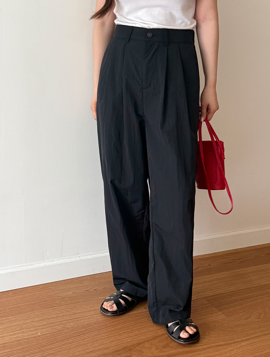 Pnissen Nylon Pintuck Wide Long Slacks
