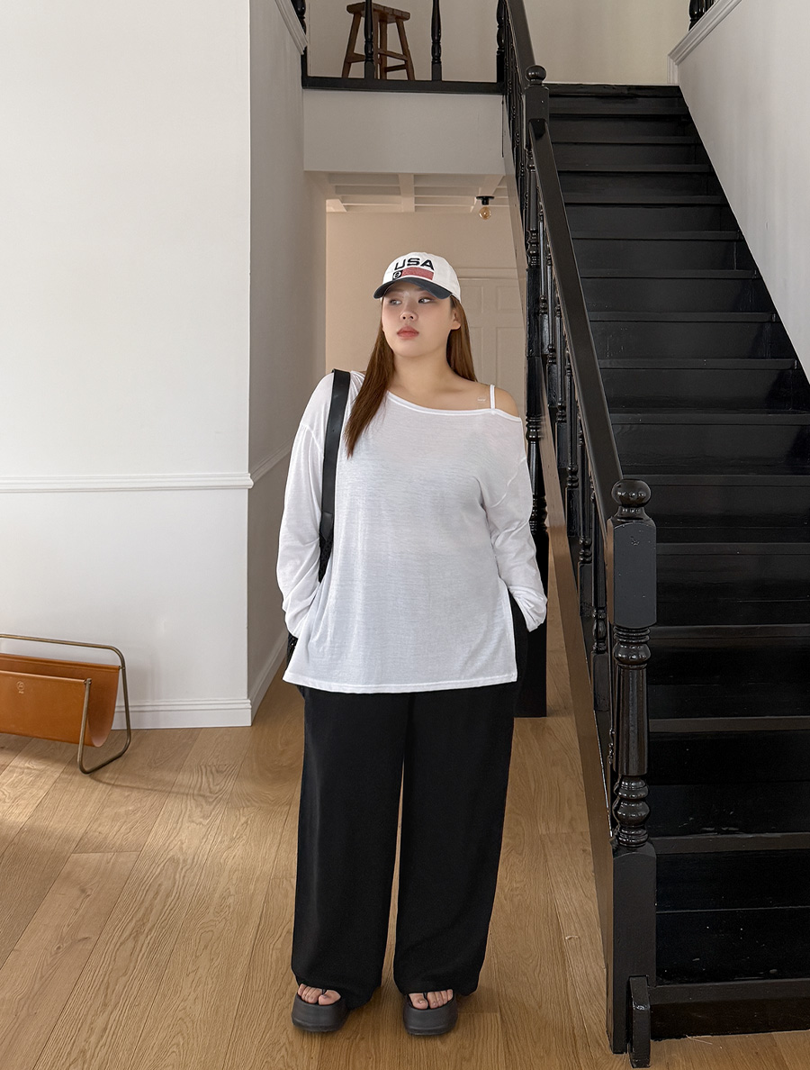 Demelph Team Unbalance Off shoulder T-shirt