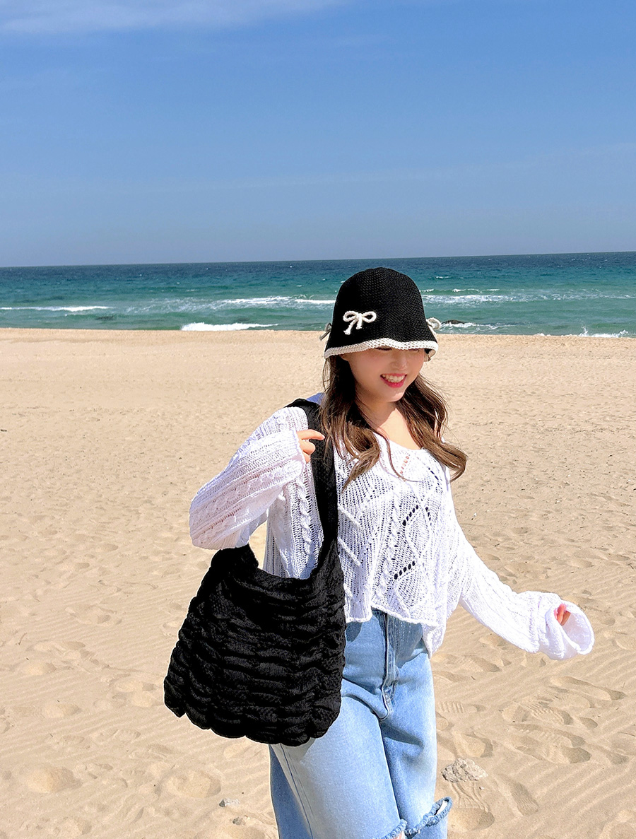 Manupin Twiddle Crop Knit