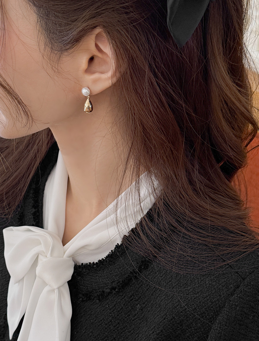 bennubi pearl earring