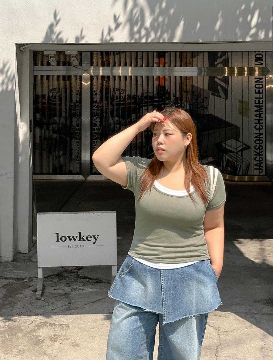[EVELLET] Lintive layered Contrast T-shirt