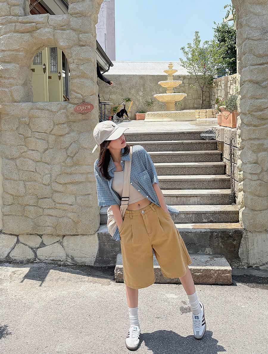 Amuel Pintuck Carpenter Bermuda Pants
