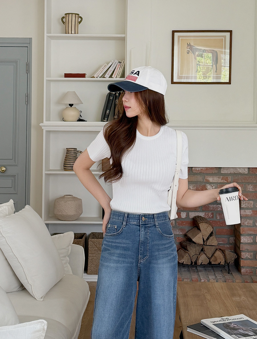 [EVELLET] Daletin Round neck Basic Ribbed Knit