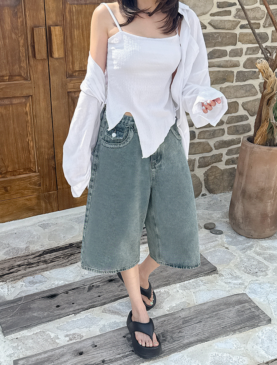 Bermuda Denim Pants by Goldren Length