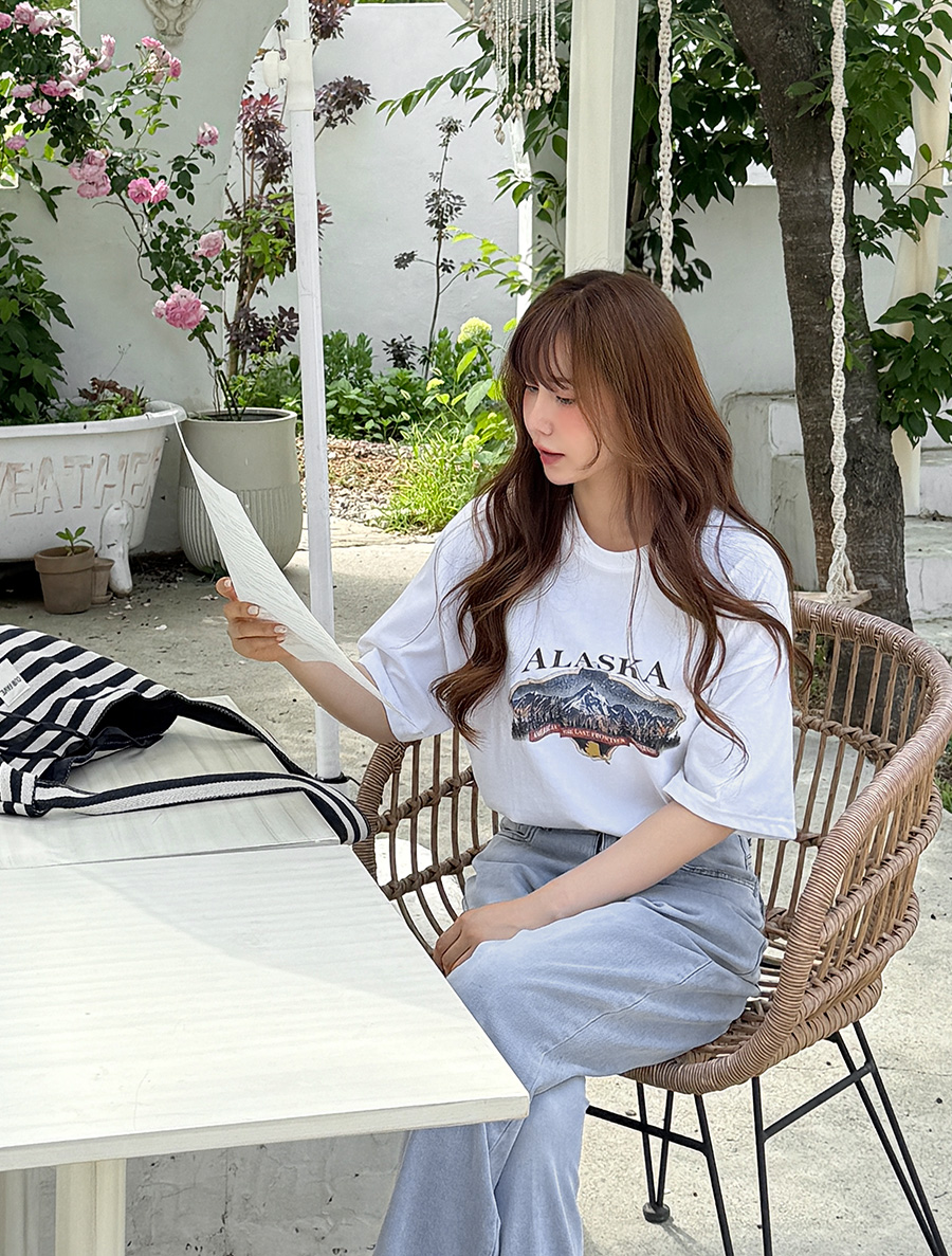 Puarts Graphic Print Team T-shirt