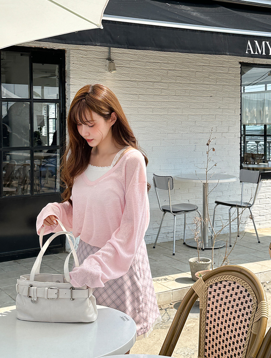 Phuahen See-through look V-neck T-shirt