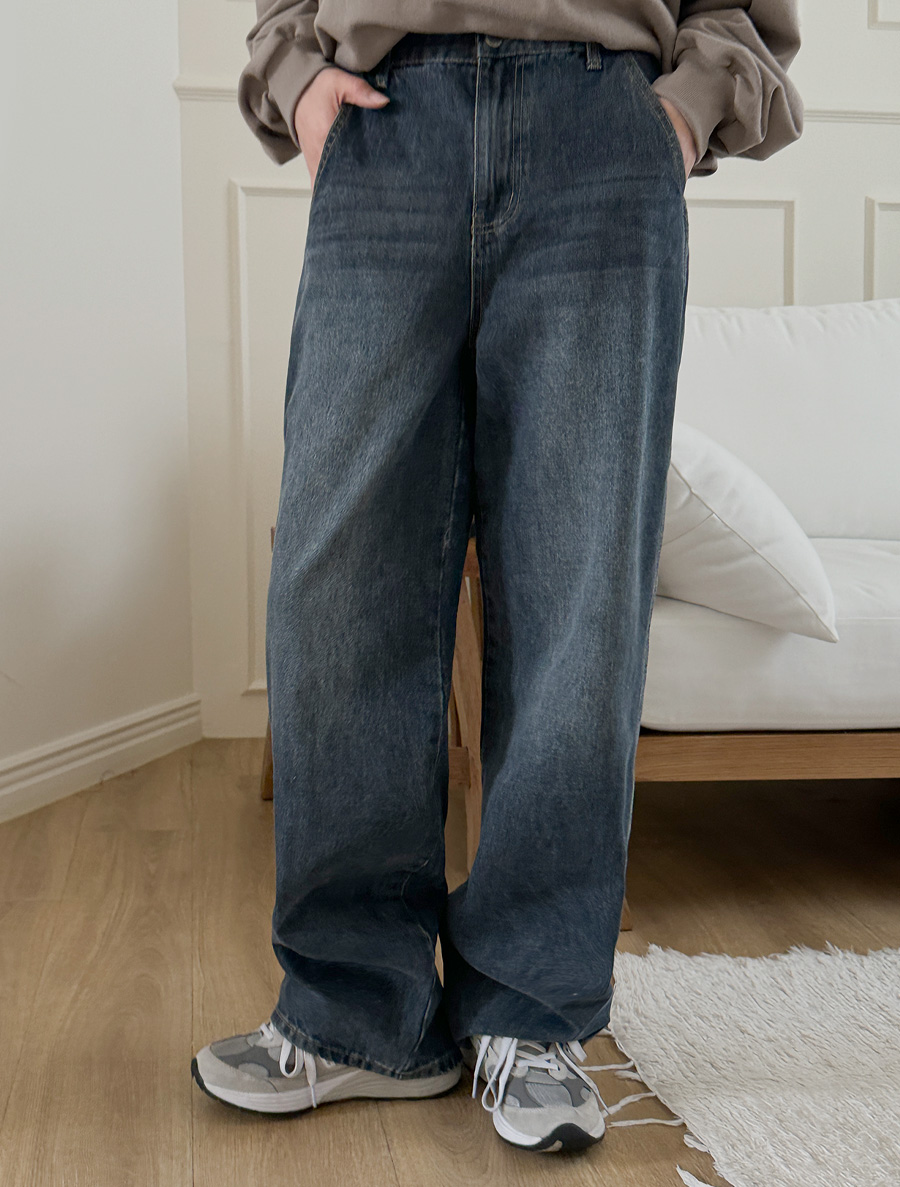 Semi-wide denim pants by length of cois