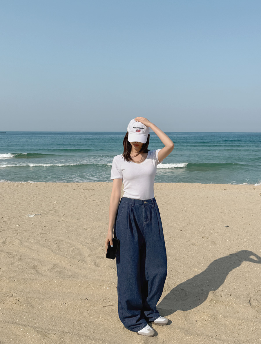Cutea Pintuck Semi Wide Long Denim Pants