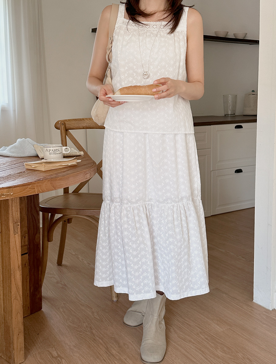 Erona Punching Embroidery Shirring Long Skirt