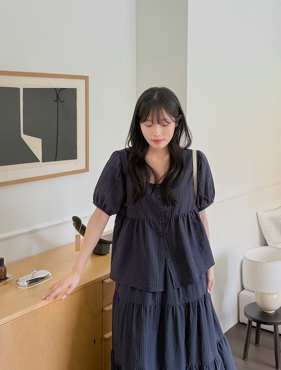 Enterk Wrinkle Shirring Button Blouse