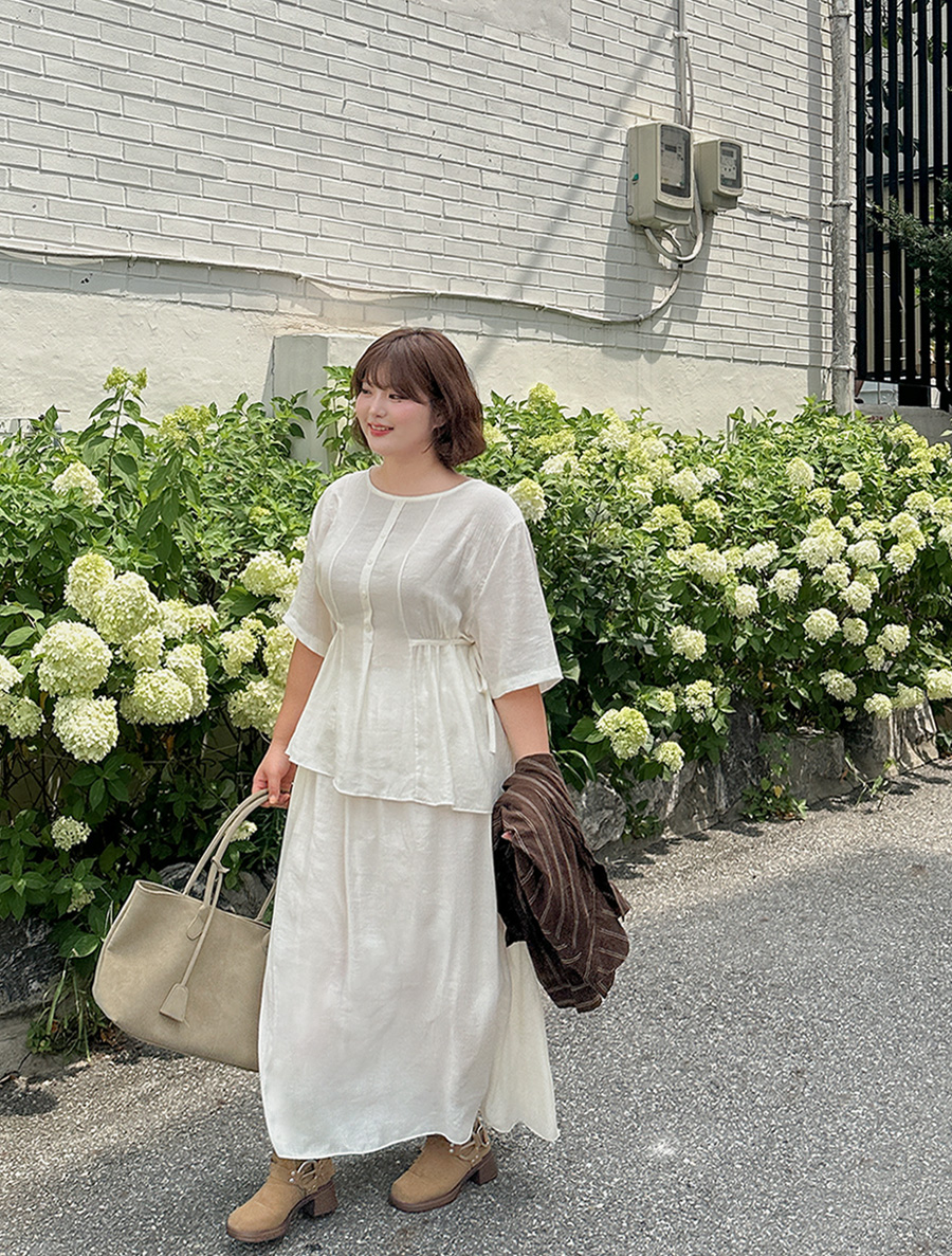 Huvea Yoru Blouse Skirt SET