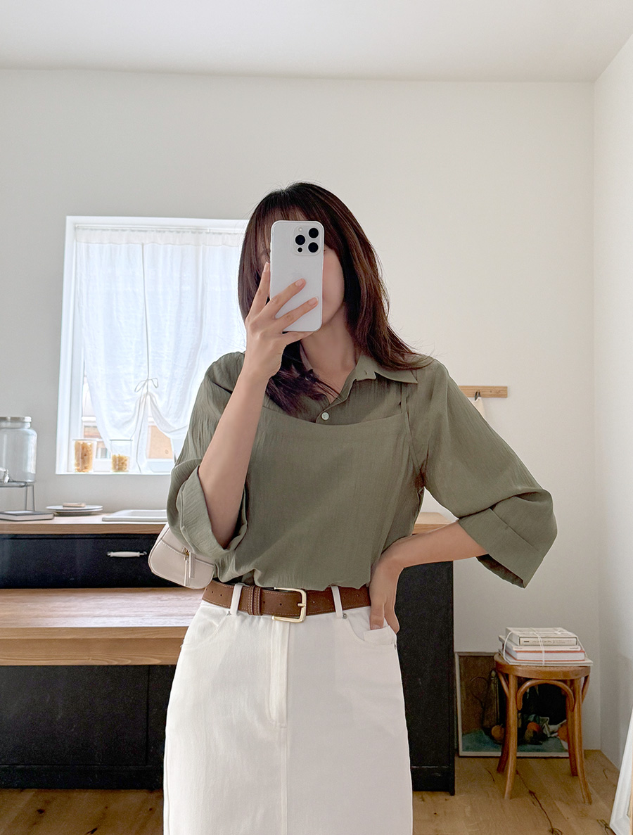 Loop'n Sleeveless Blouse
