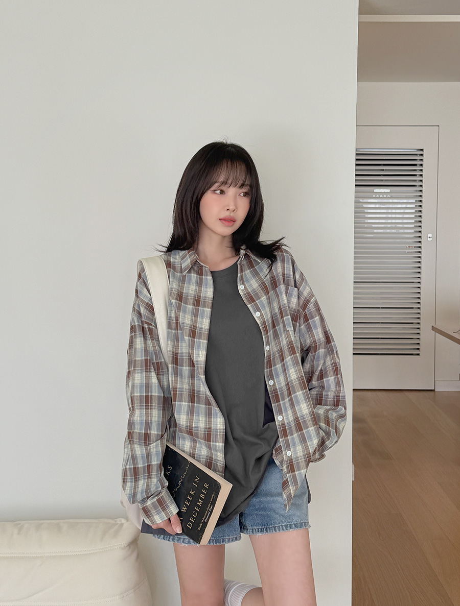 Phenra Plaid Check Unbalance Shirt