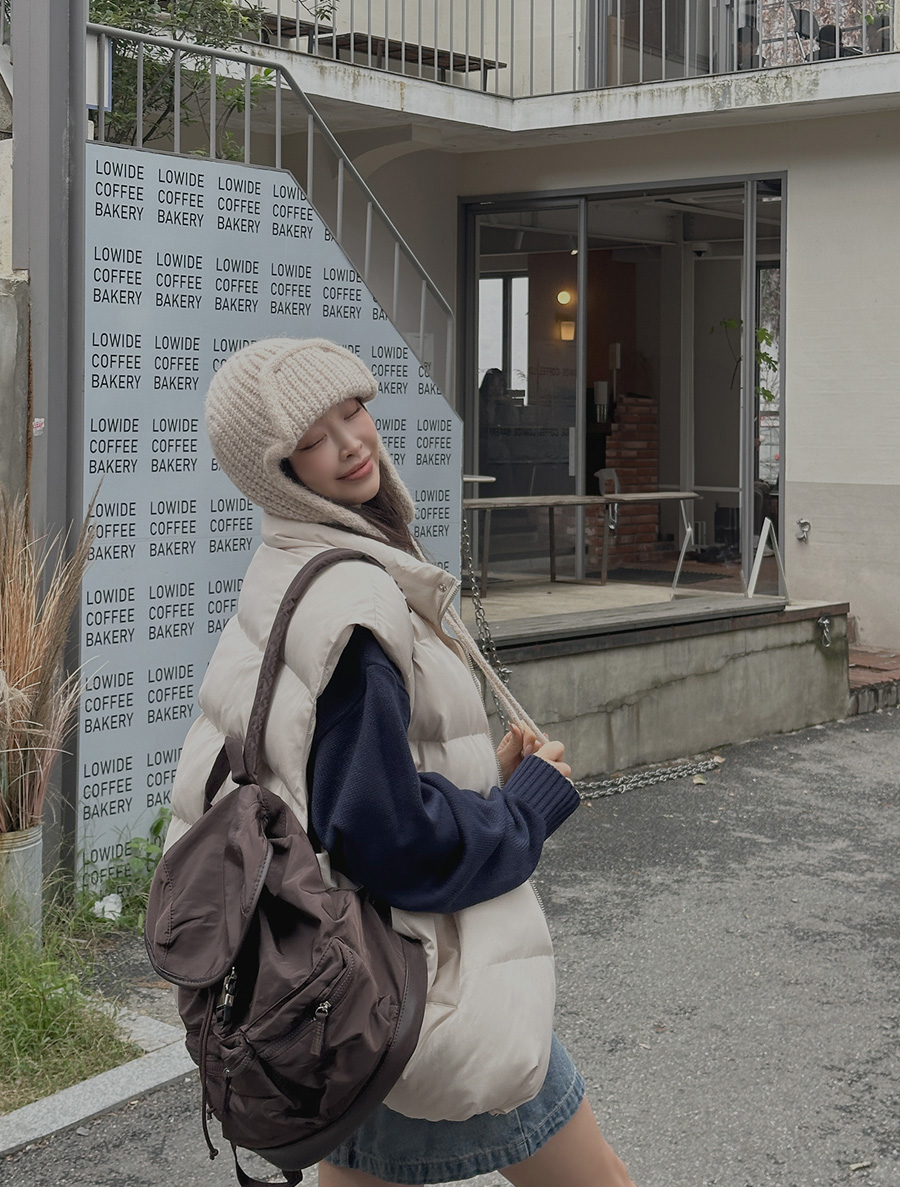 Requben Wool Knit Earflaps