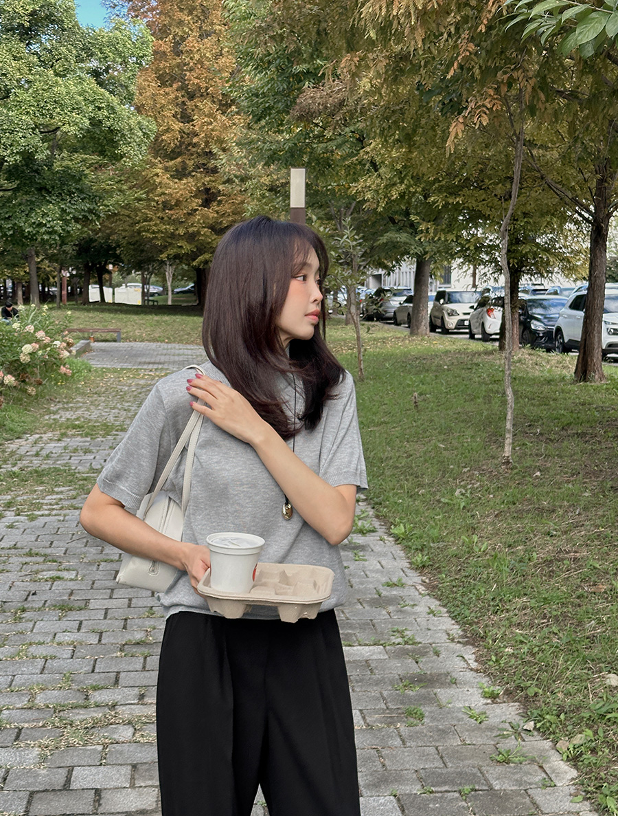 Tuiben Basic Mock neck Knit