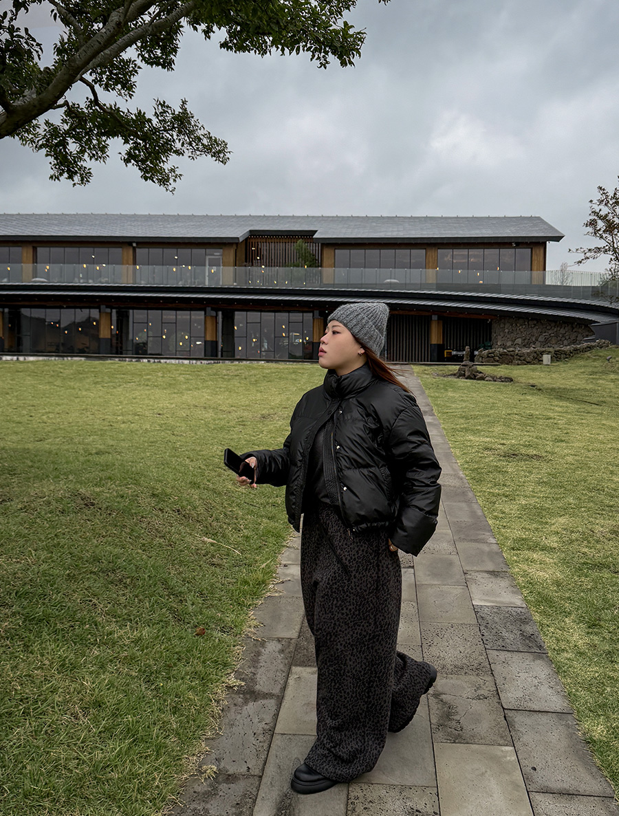 [EVELLET] Rukia fleece wide leopard waistband pants