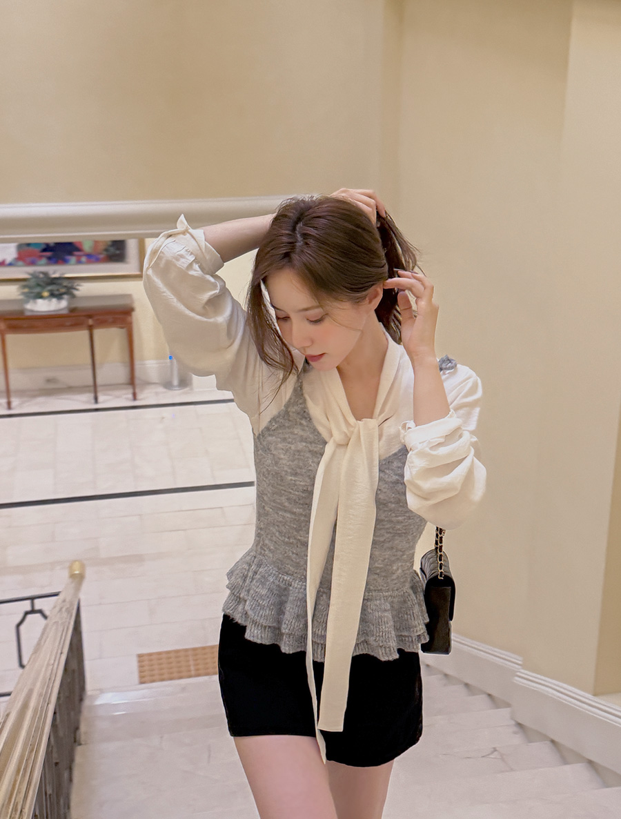 Mizenp Wool Frill Knit Bustier