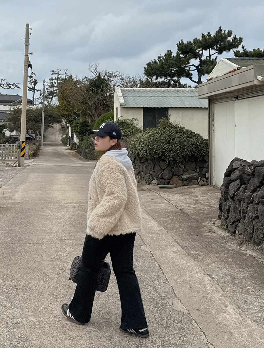 Puent Mink Flared Waistband Pants