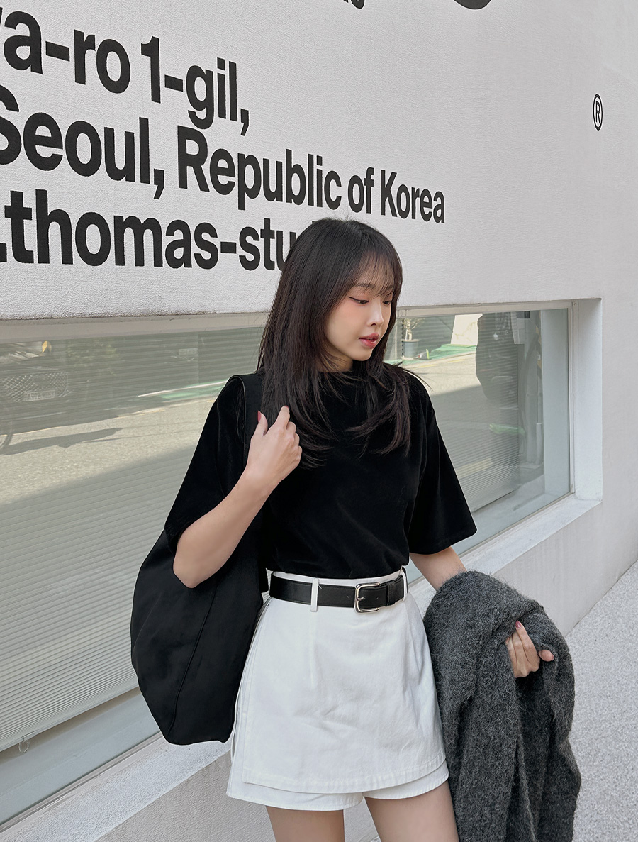 Elleone Velvet Mock neck T-shirt