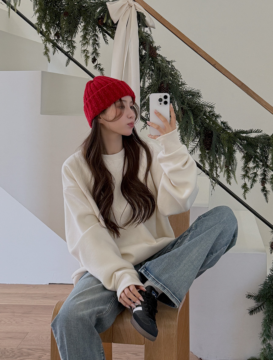 Deutend Yanggimo Basic Sweatshirt