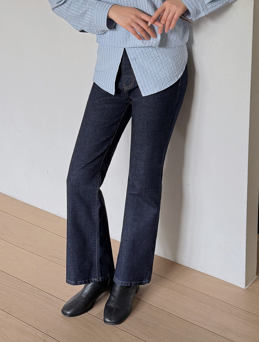 Juepen Raw Semi Flared Denim Pants