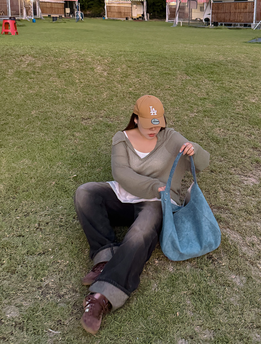 Aveeno PouchSET Suede Shoulder Bag