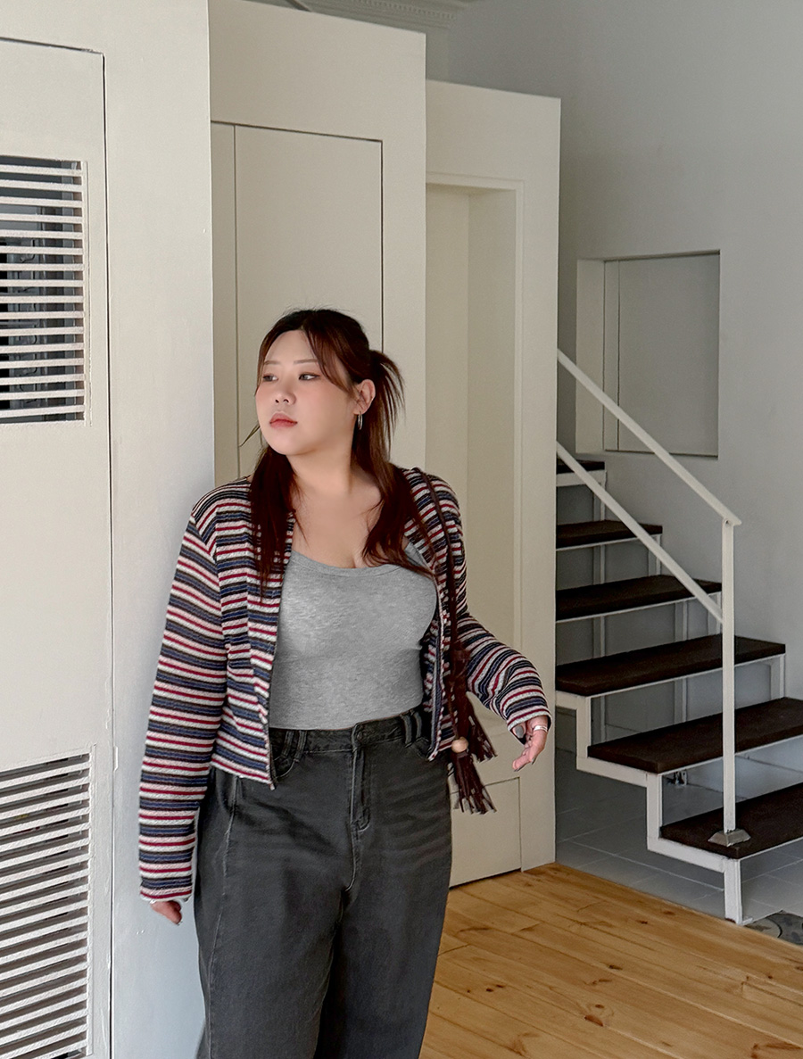 Apotu Contrast Semi-Crop Button Cardigan