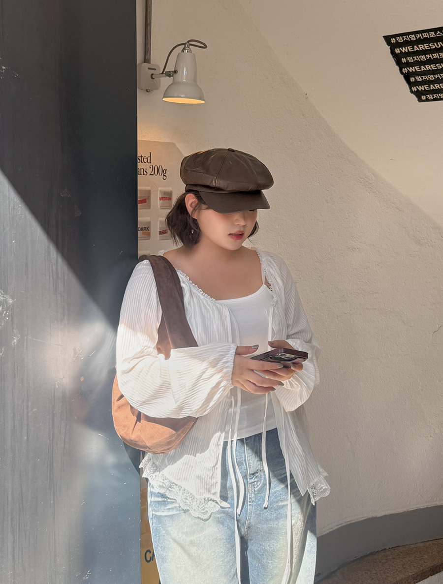 Niedens Lace Bowknot Blouse